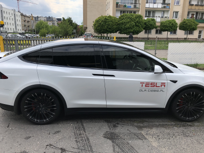 Tesla X